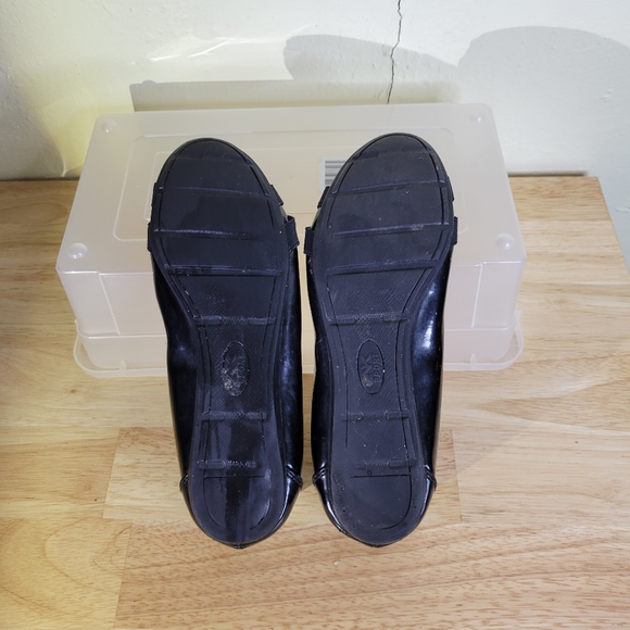 Womans Anne Klein Sport Black Patent Flats Size 6 - Picture 4 of 8